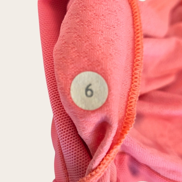 Lululemon Vintage Coral Pink Racerback Tank Top Size 6 Built-In Bra - Picture 6 of 6